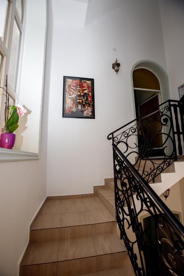 Angeli Vila Apartments Суботица Екстериор снимка